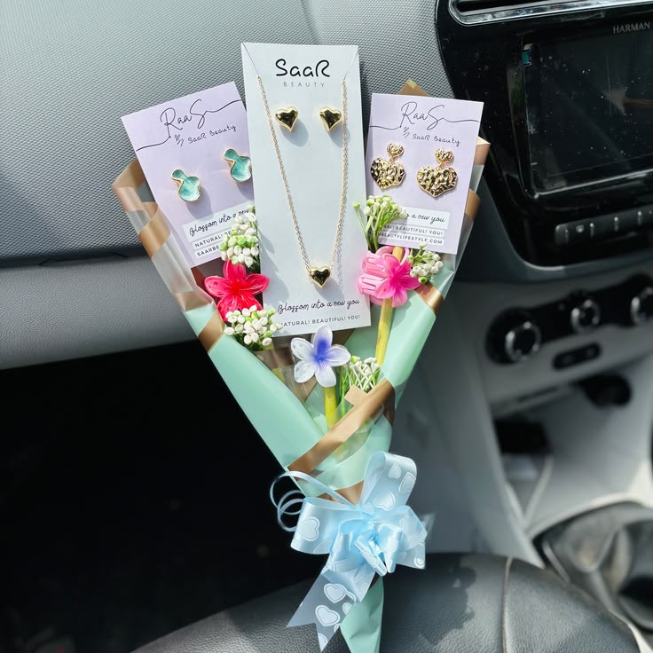 Jewelery bouquet